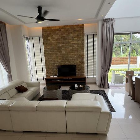 Zinnia Residence Tanah Rata Камерън Хайлендс Екстериор снимка